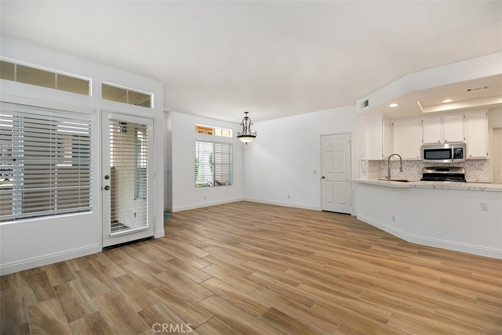 171 Shorebreaker Drive