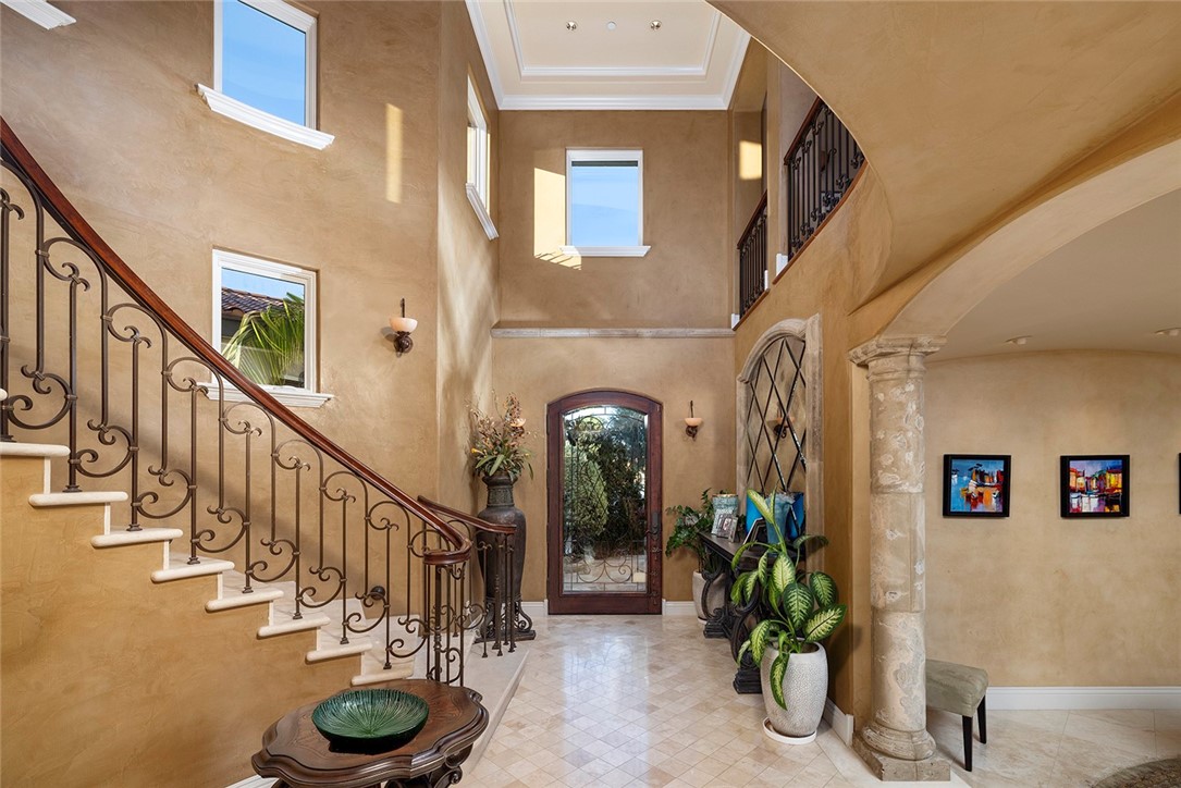 16111 Santa Barbara Lane