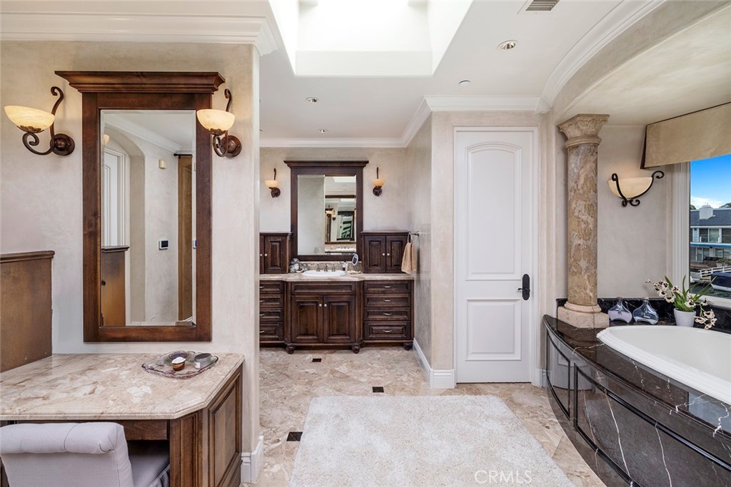 16111 Santa Barbara Lane