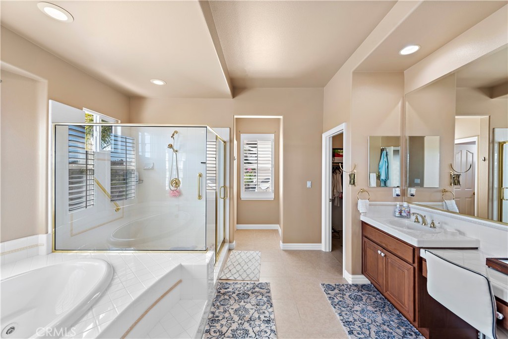 27761 Manor Hill Road