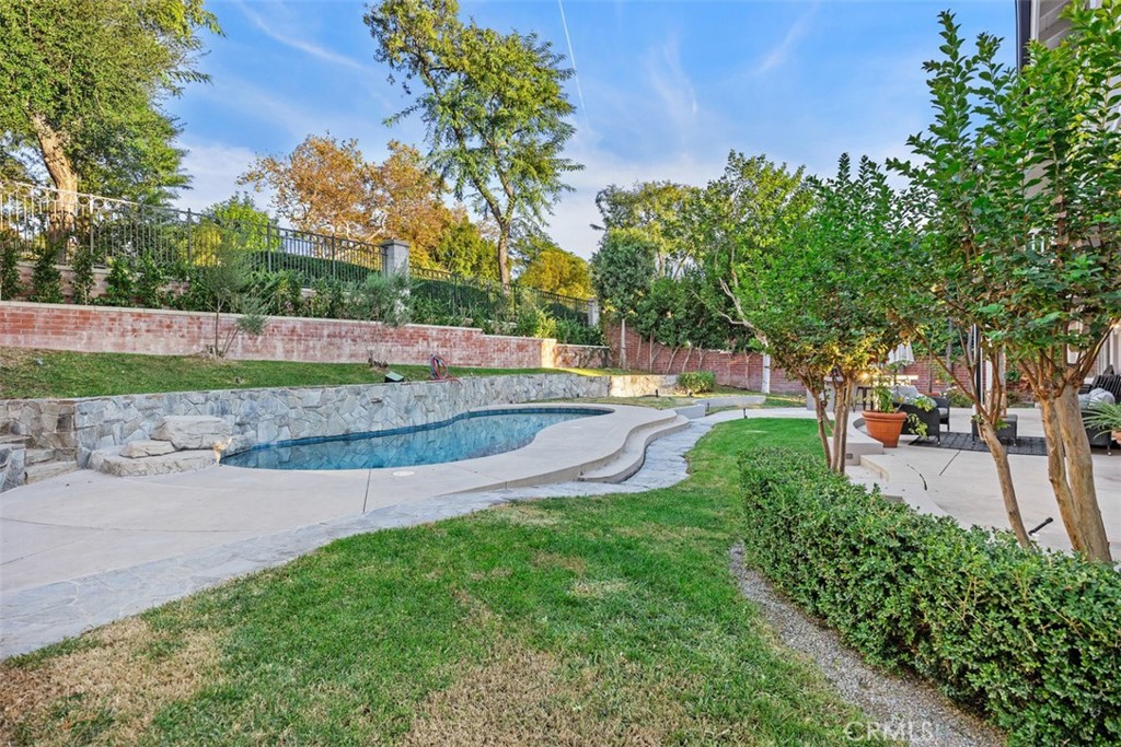 23 Meadow Wood Drive