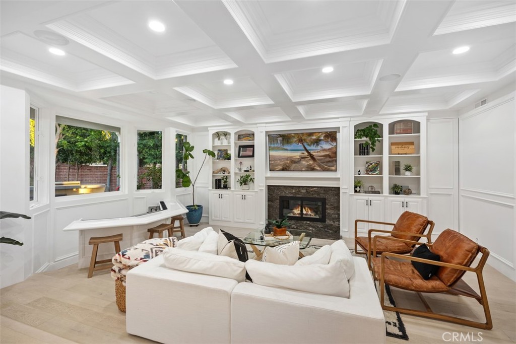 23 Meadow Wood Drive