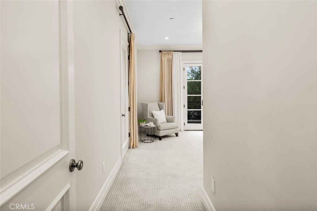 1122 S Santa Anita Avenue