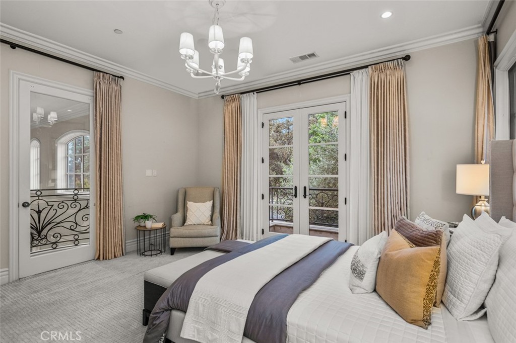 1122 S Santa Anita Avenue