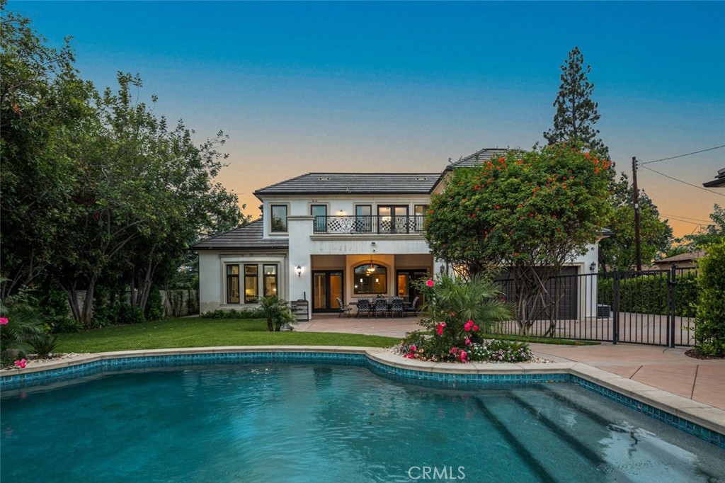 1122 S Santa Anita Avenue