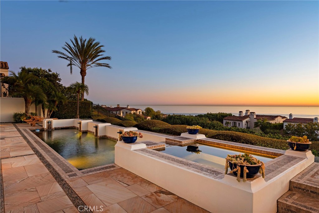 14 Rockshore Bluff