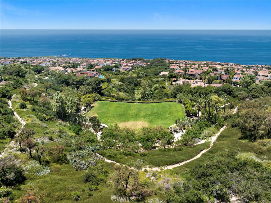 14 Rockshore Bluff