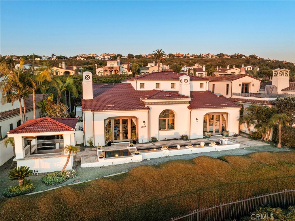 14 Rockshore Bluff