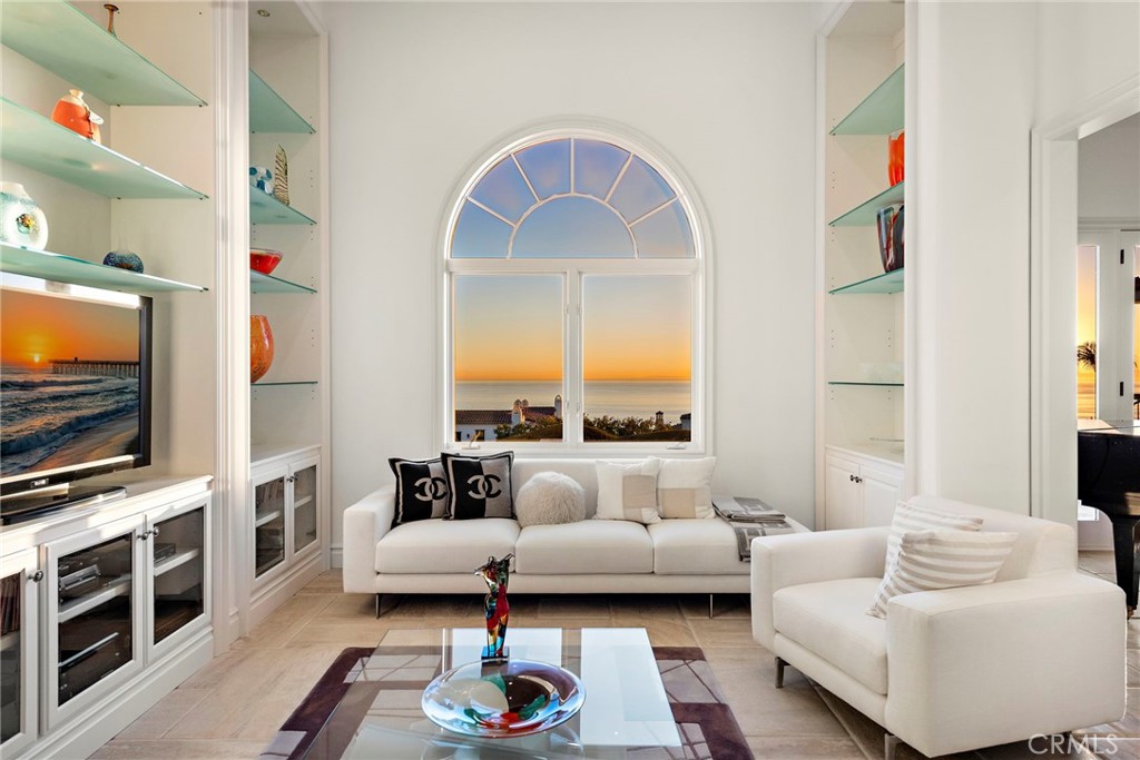 14 Rockshore Bluff