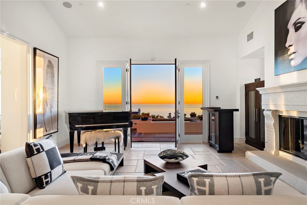 14 Rockshore Bluff