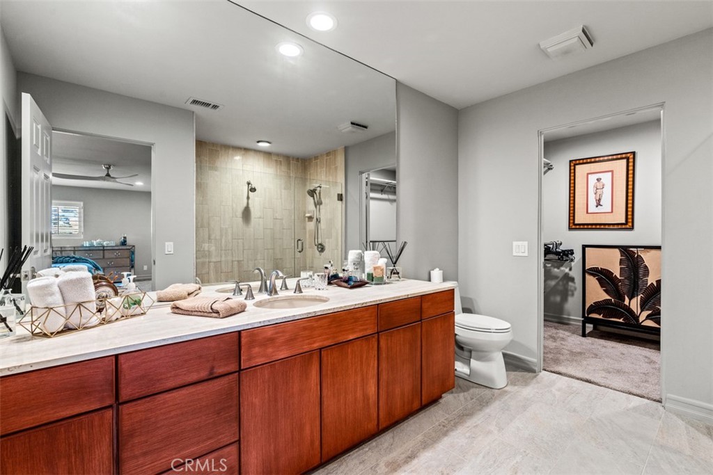 210 Desert Lakes Drive
