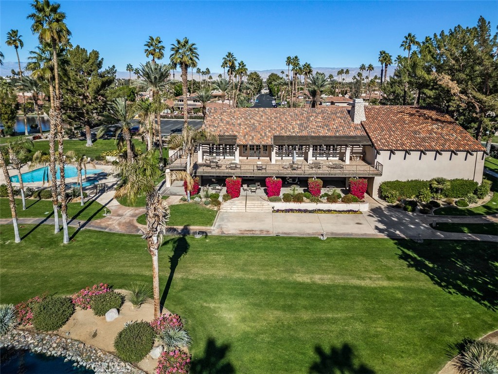 210 Desert Lakes Drive