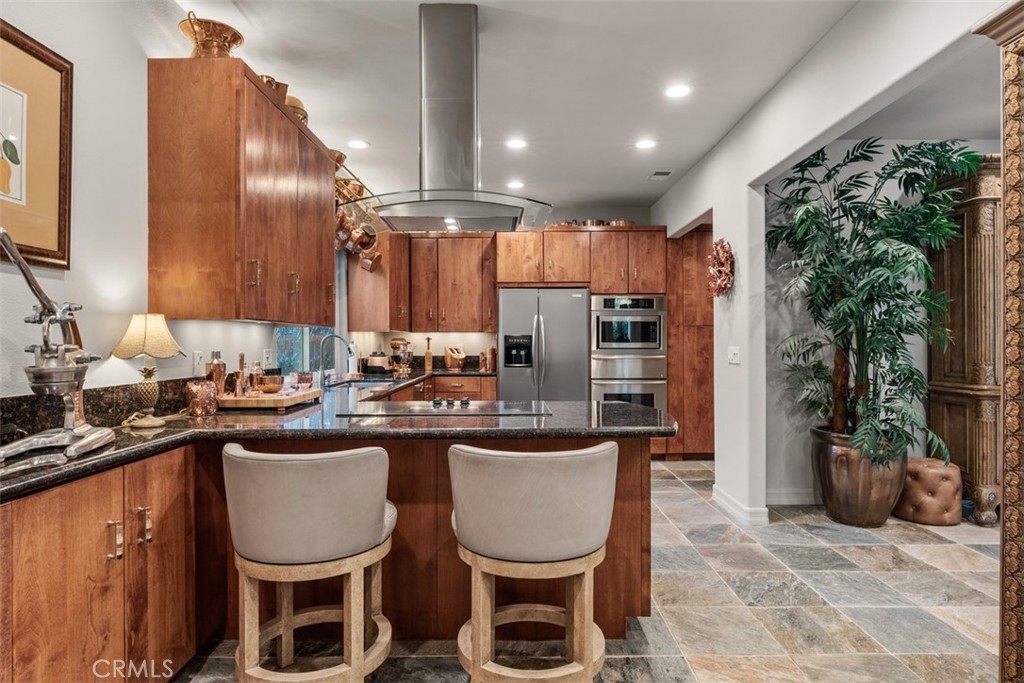 210 Desert Lakes Drive