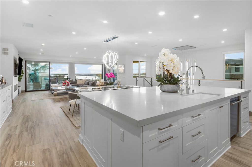 10 Ocean Place