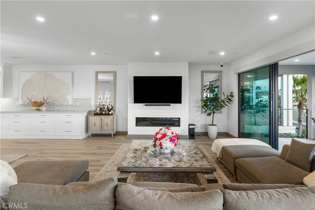 10 Ocean Place