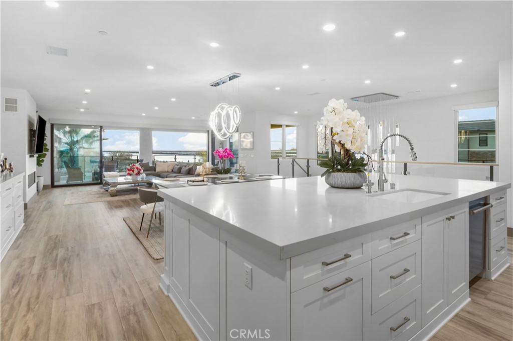 10 Ocean Place