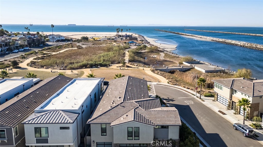 10 Ocean Place