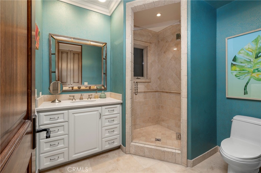 5519 E Ocean Boulevard