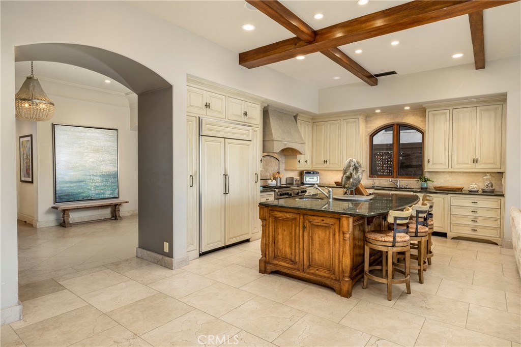 5519 E Ocean Boulevard