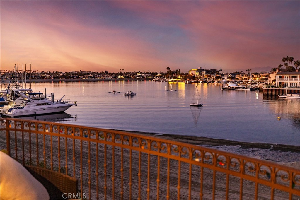 5519 E Ocean Boulevard