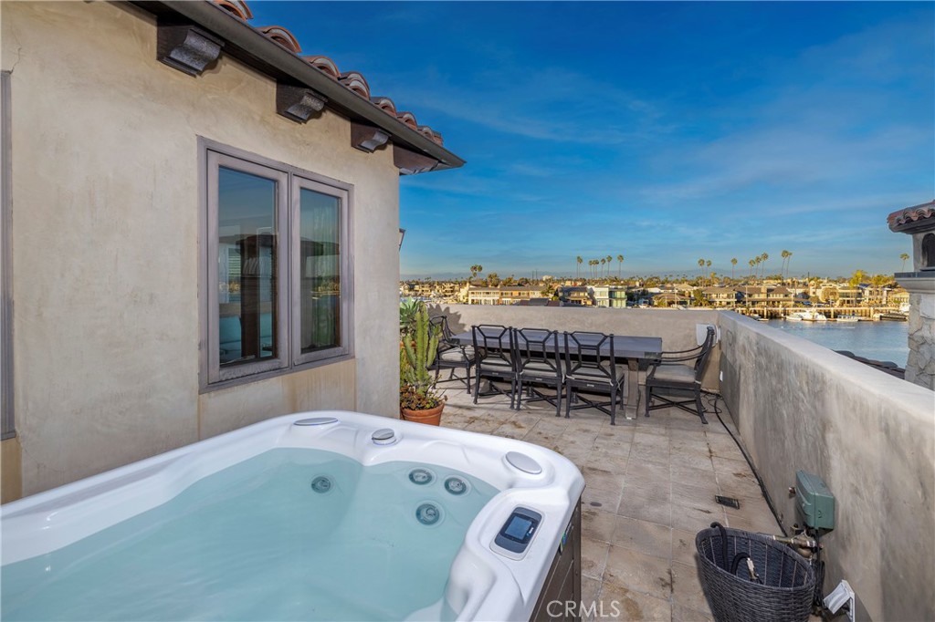 5519 E Ocean Boulevard