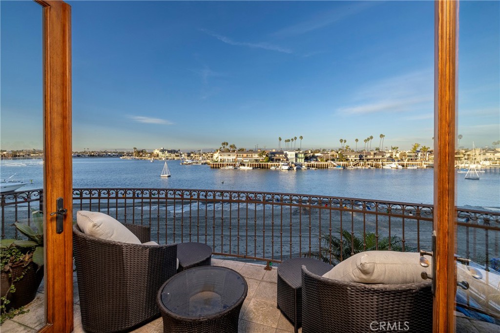 5519 E Ocean Boulevard