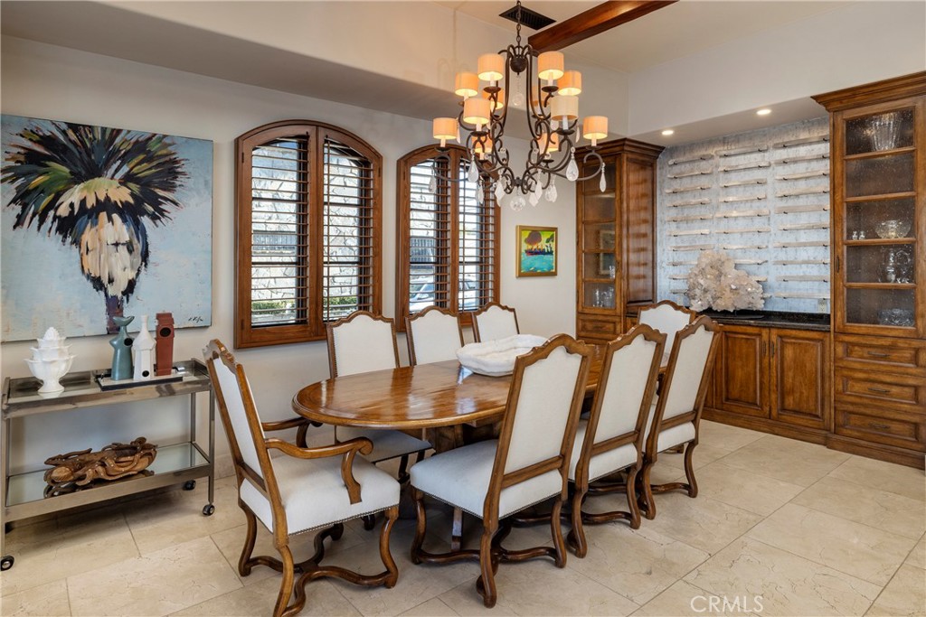 5519 E Ocean Boulevard