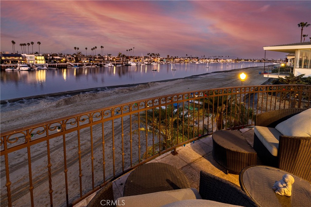 5519 E Ocean Boulevard