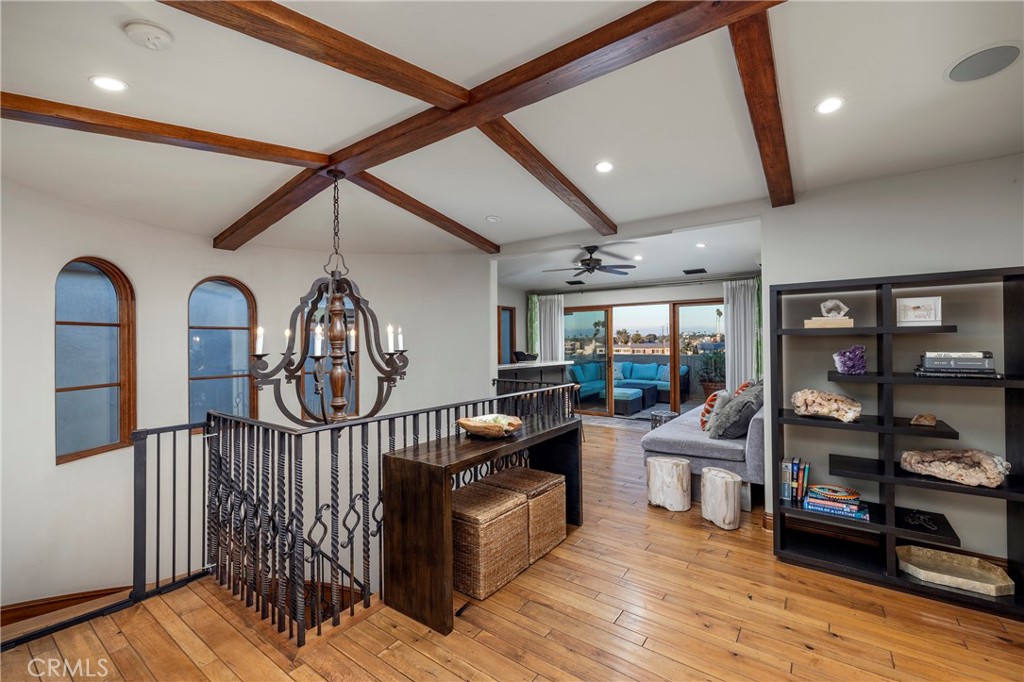 5519 E Ocean Boulevard