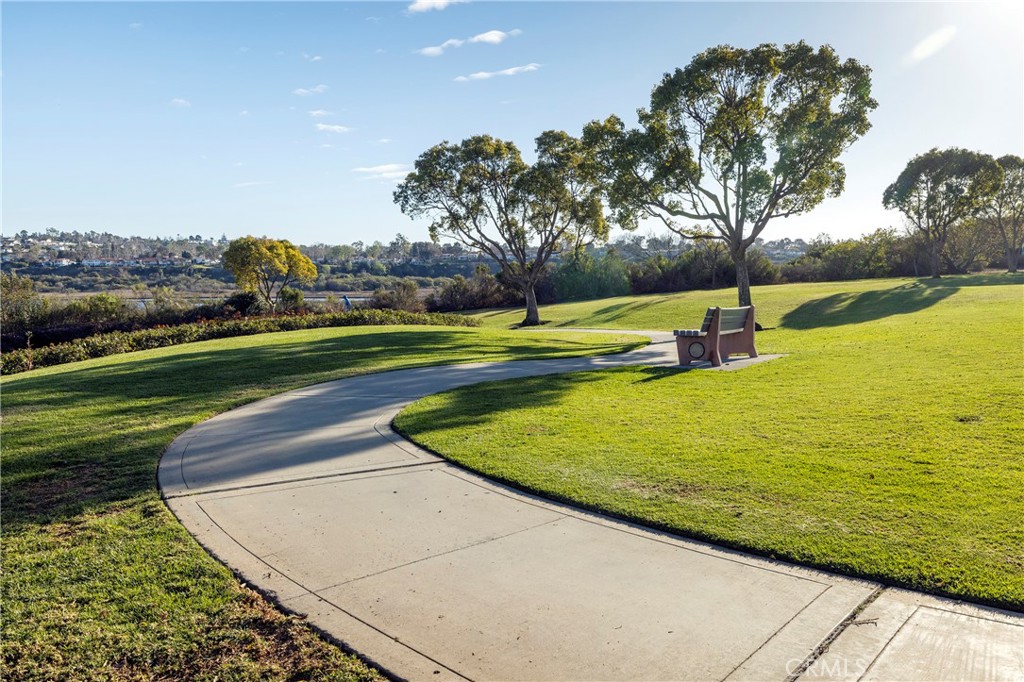 85 Pelican Court