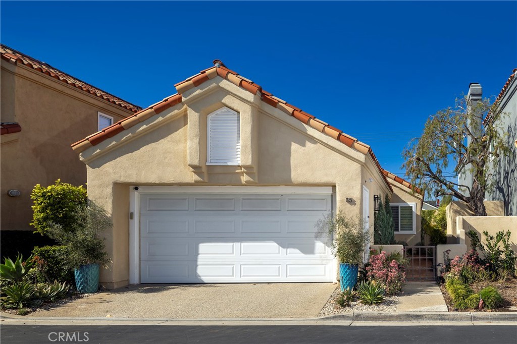 85 Pelican Court
