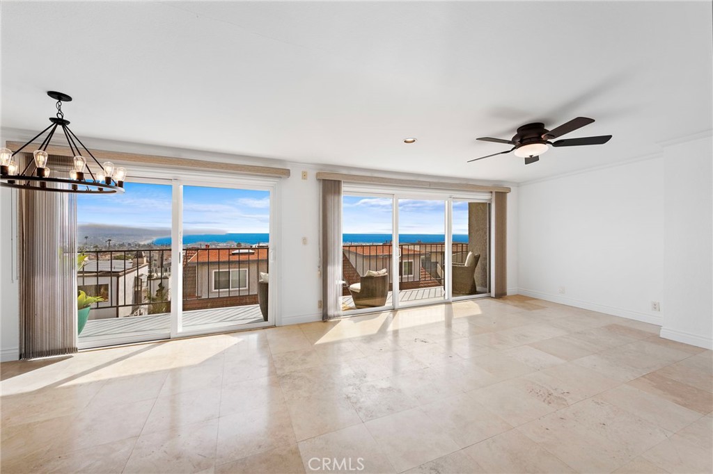 33672 Blue Lantern Street 6