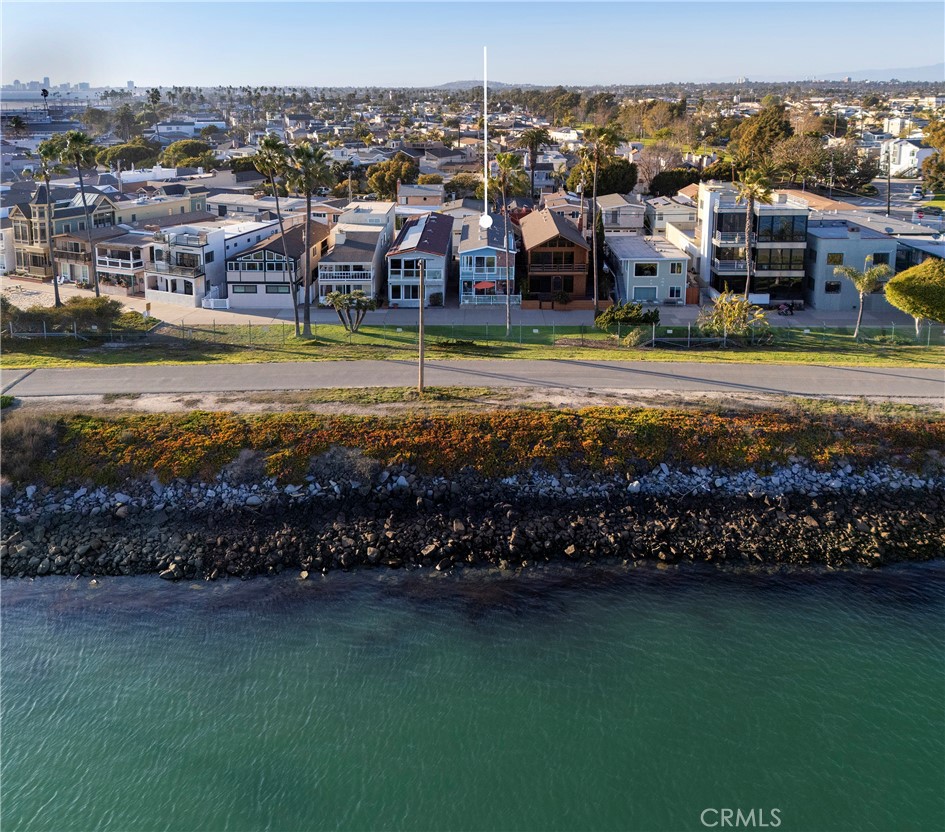 1627 Seal Way