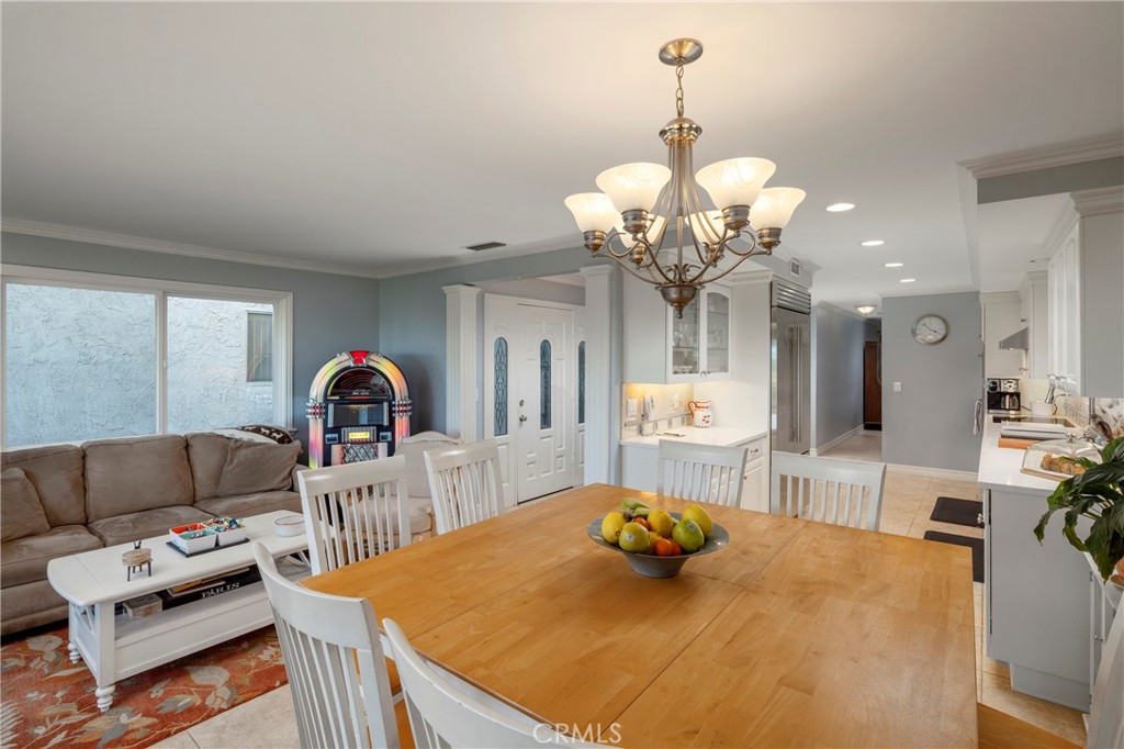1627 Seal Way