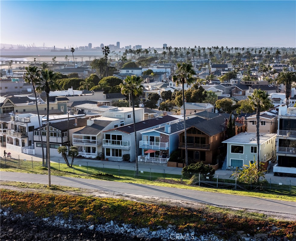 1627 Seal Way