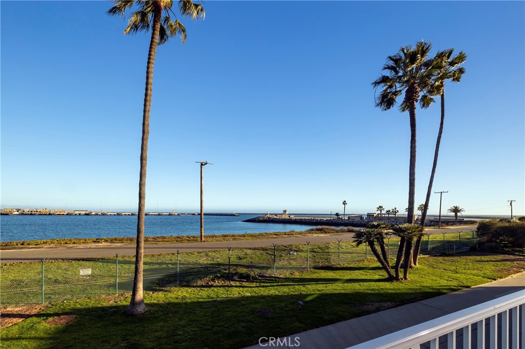 1627 Seal Way