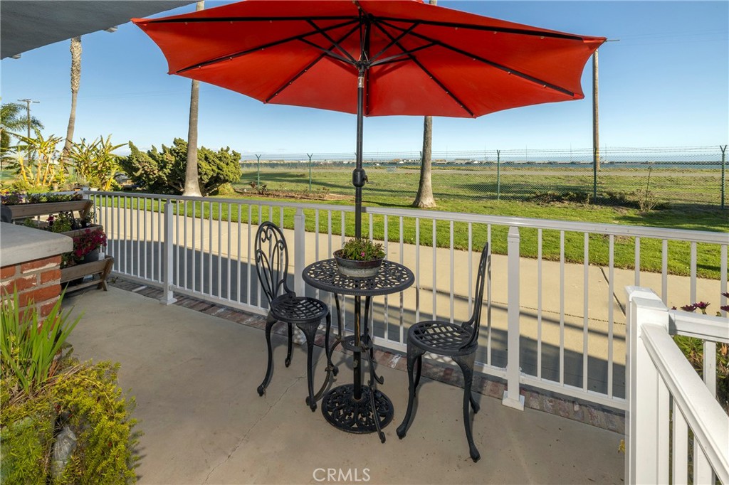 1627 Seal Way