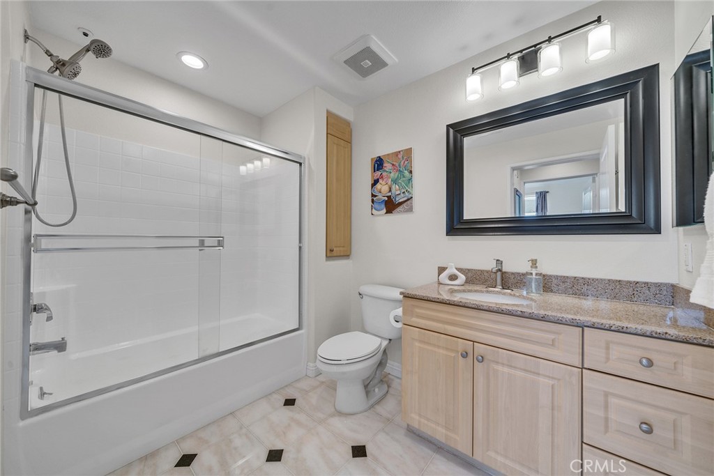 2424 Watermarke Place