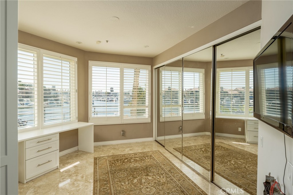 16291 Countess Drive 105