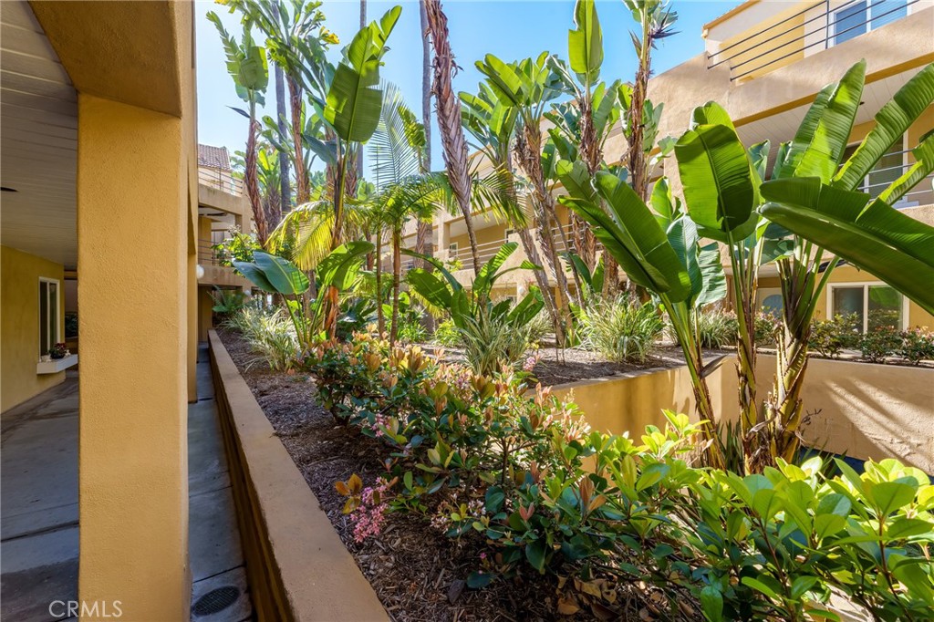 16291 Countess Drive 105