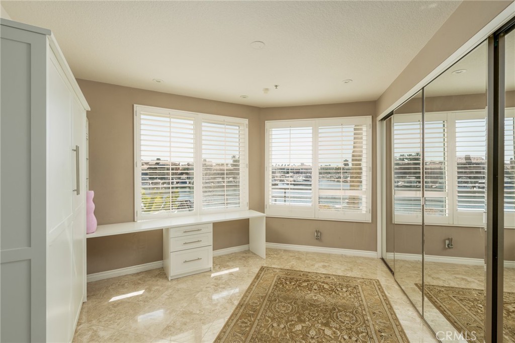 16291 Countess Drive 105