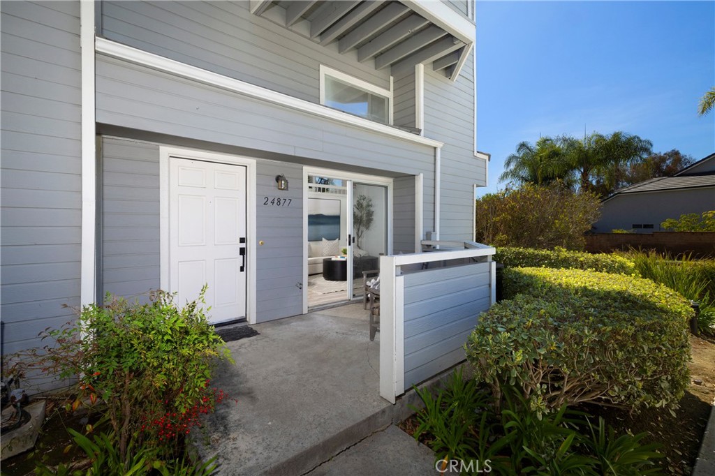 24877 Nueva Vista Drive 23