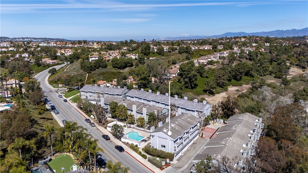 24877 Nueva Vista Drive 23
