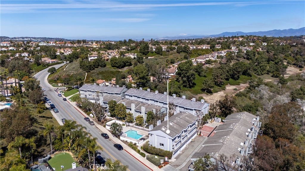 24877 Nueva Vista Drive 23