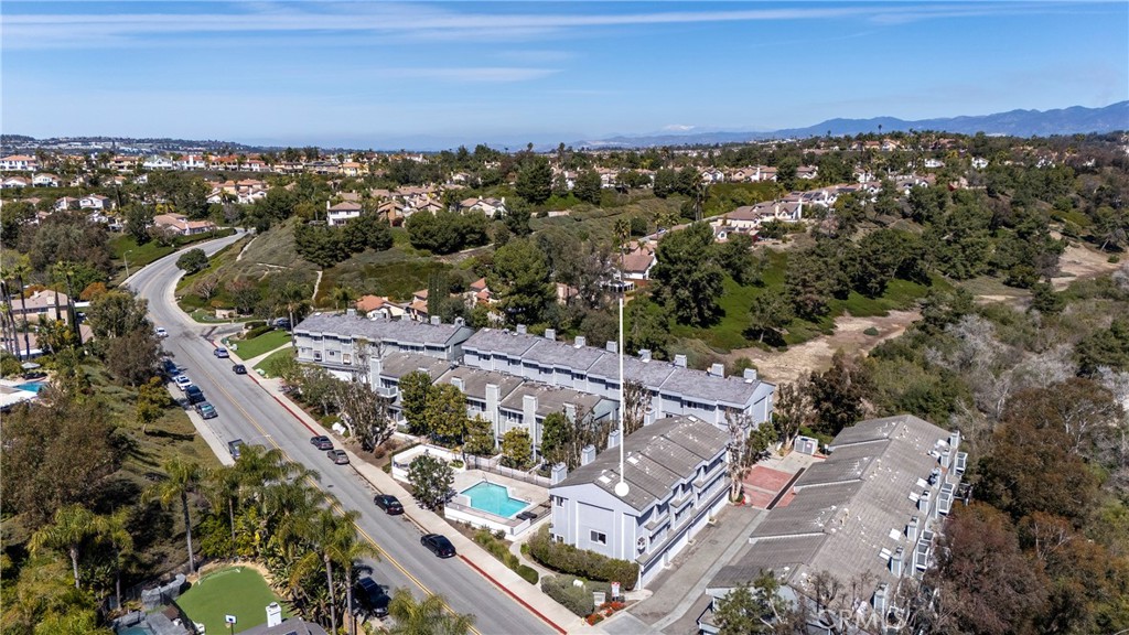 24877 Nueva Vista Drive 23