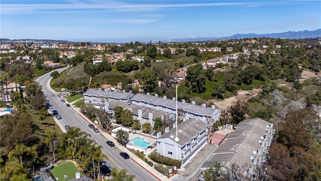 24877 Nueva Vista Drive 23