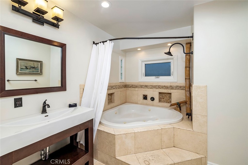 16755 Bay View Drive