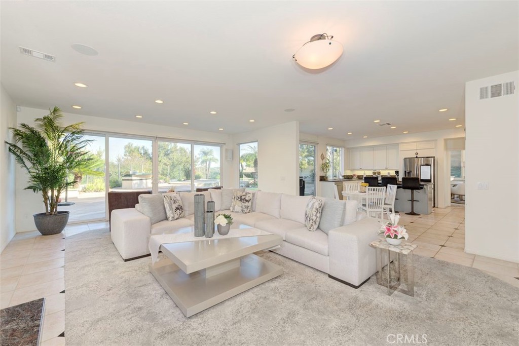 6 Danville Lane