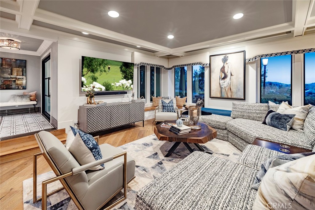 18821 Ridgeview Circle