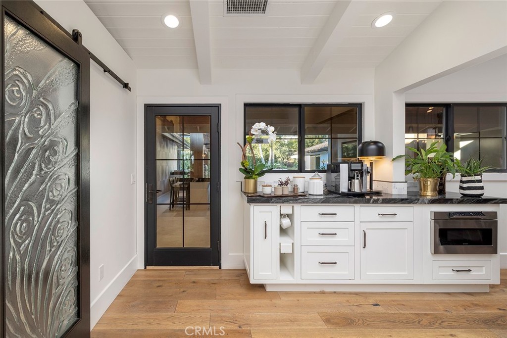 18821 Ridgeview Circle